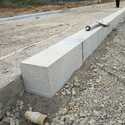 生产芝麻白路沿石 火烧板芝麻白 光面芝麻白花岗岩石材