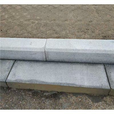 粤威水泥制品(图)-从化仿花岗岩路沿石-仿花岗岩路沿石